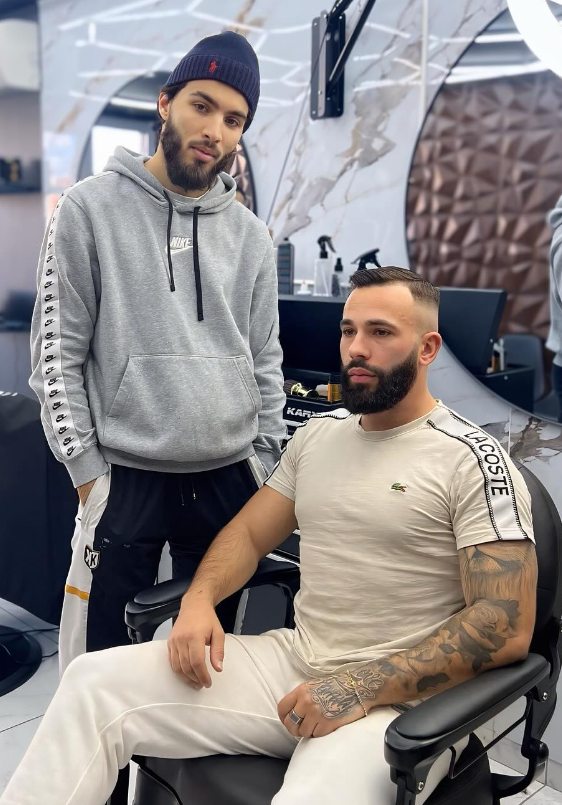 Coupe et barbe soignées au style net — Pass chez Bidas, Mont-de-Marsan